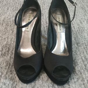 Steve Madden Satin Peep Toe Heels